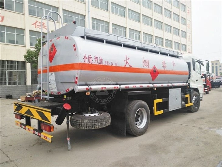 oil tanker(001)